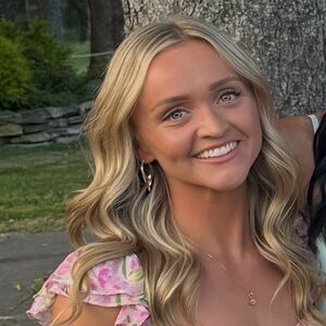 Meet your Posher, Lisa